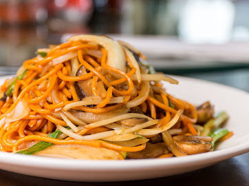 Order Lo Mein food online from Wang Tcheng store, Anaheim on bringmethat.com