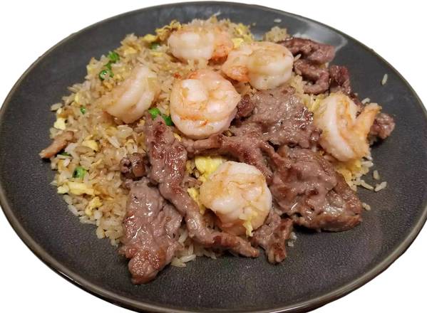 Order Beef and Shrimp Fried Rice food online from Oishi Teriyaki & Sushi store, Paramount on bringmethat.com
