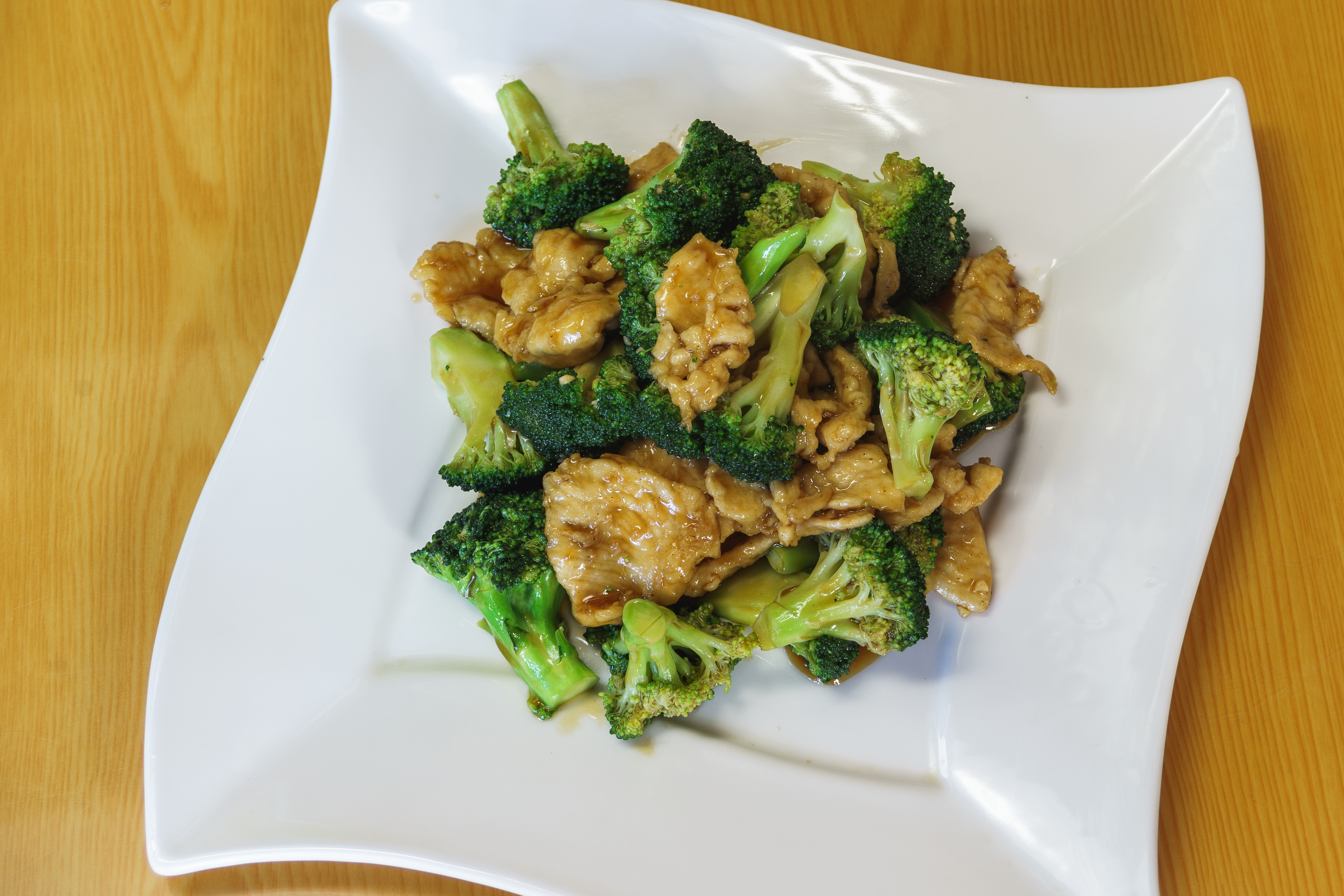 Order 107. Chicken with Broccoli food online from Great wall store, New York on bringmethat.com