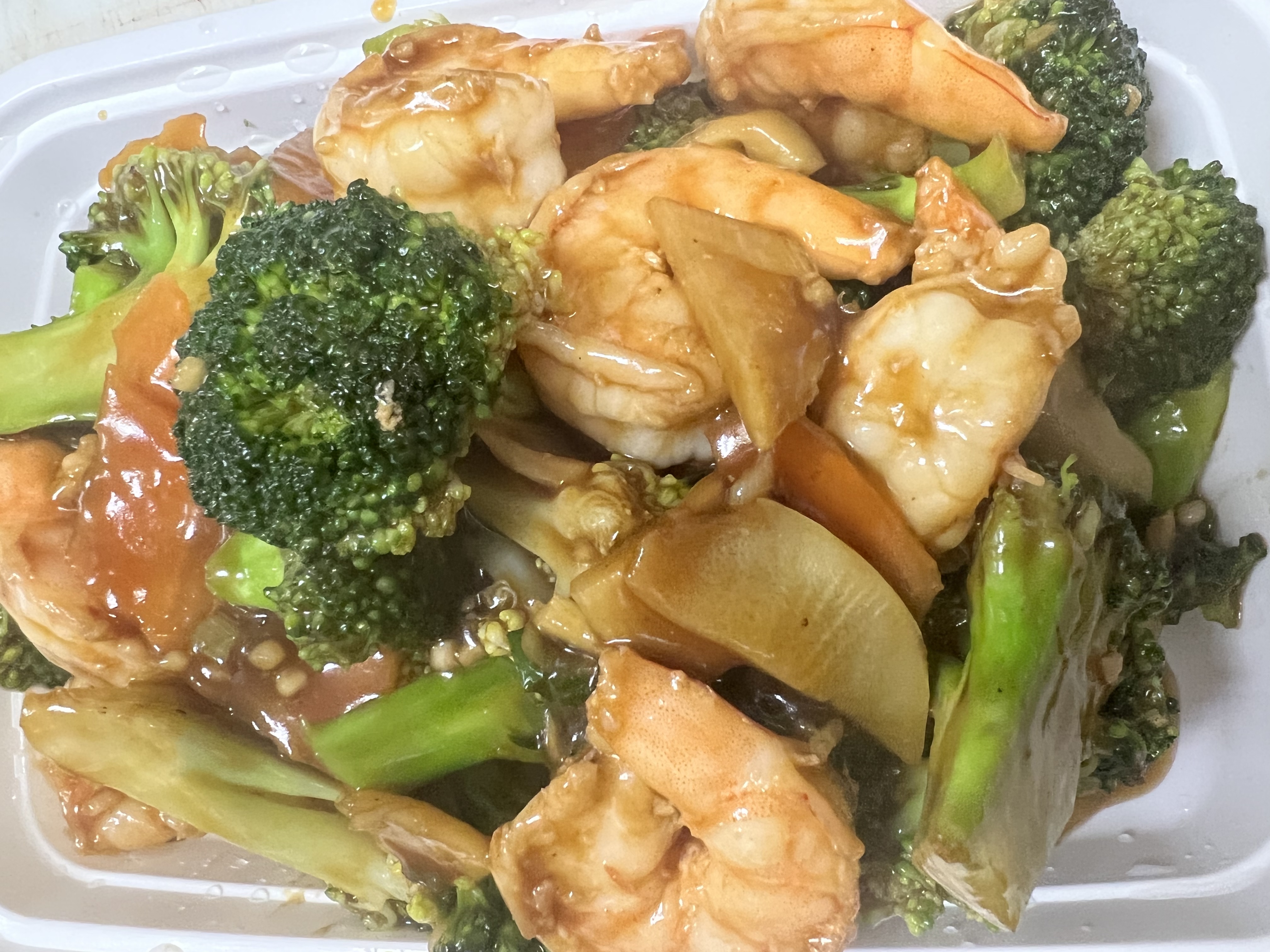 Order 031. Shrimp with Broccoli food online from Chinn's Chinese Restaurant store, Buffalo Grove on bringmethat.com