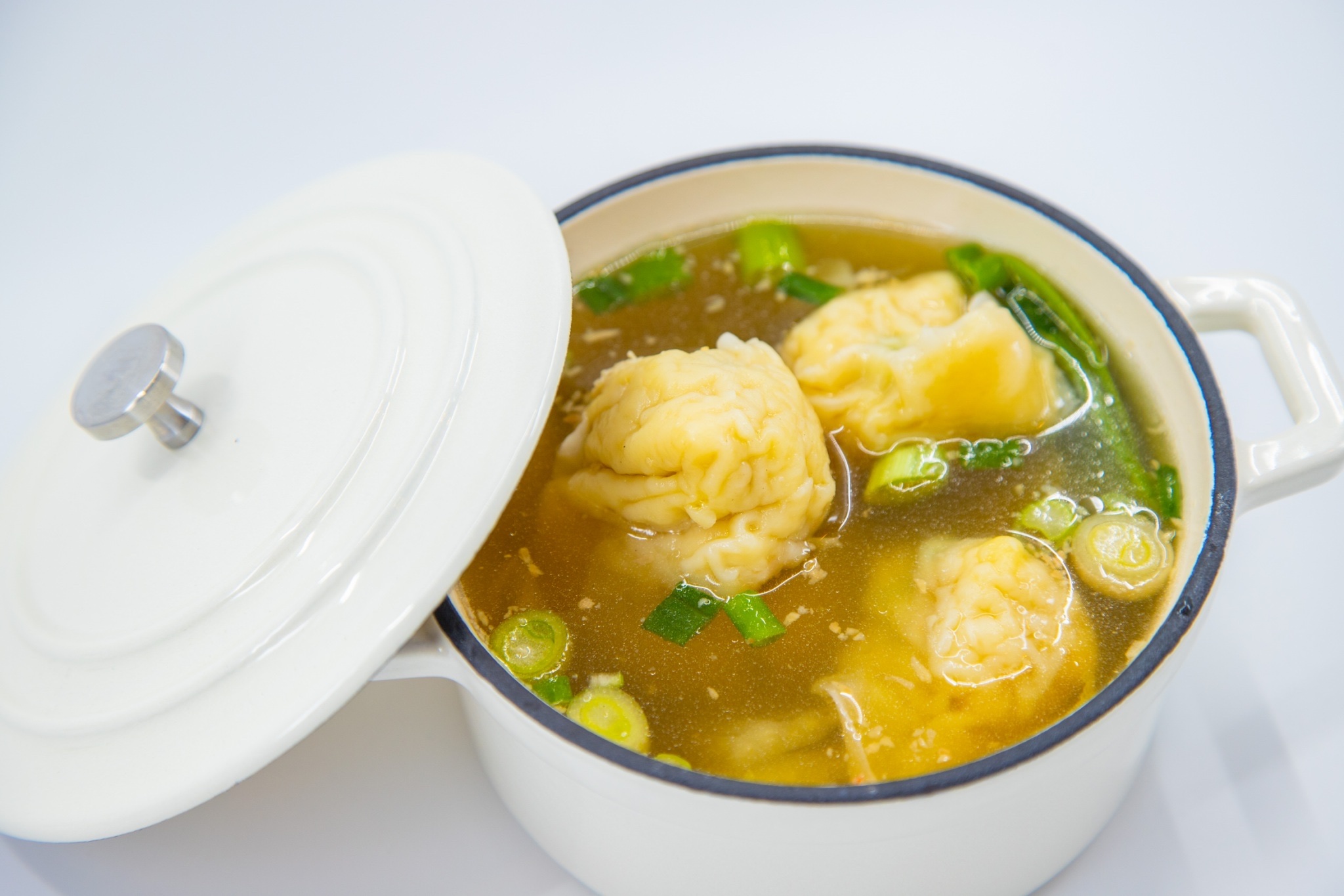 Order Wonton Soup food online from Chao phra ya thai (catering) store, Herndon on bringmethat.com
