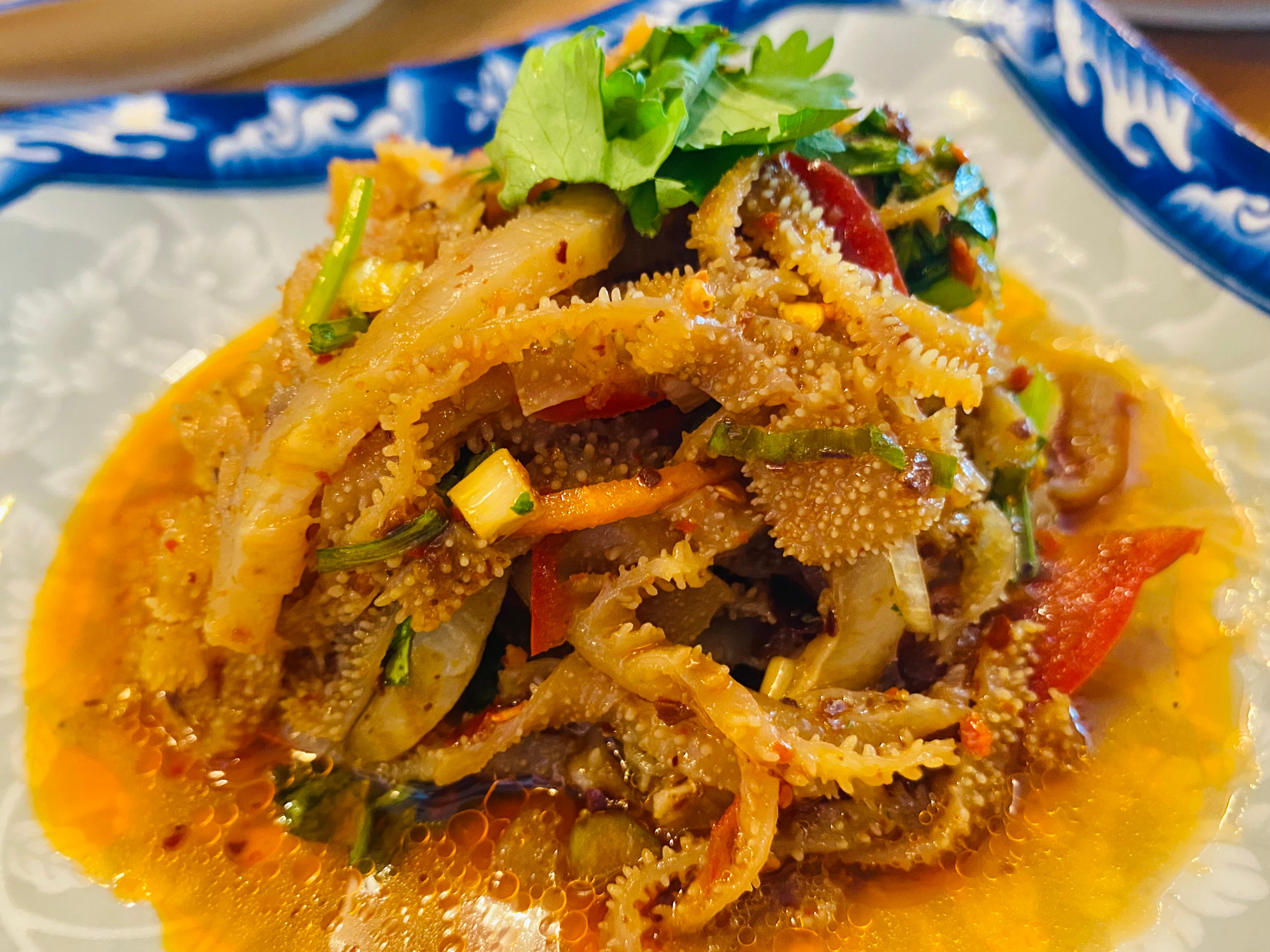 Order 凉拌牛百叶 Chilli Tripe food online from South of the Clouds store, New York on bringmethat.com