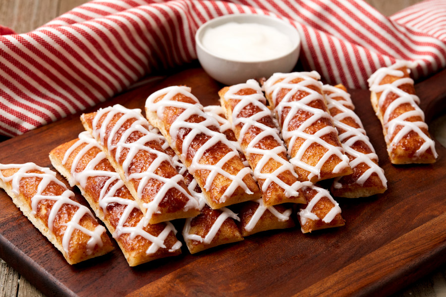 Order Cinnamon Stix with Icing food online from Simple Simon's Pizza store, Muskogee on bringmethat.com