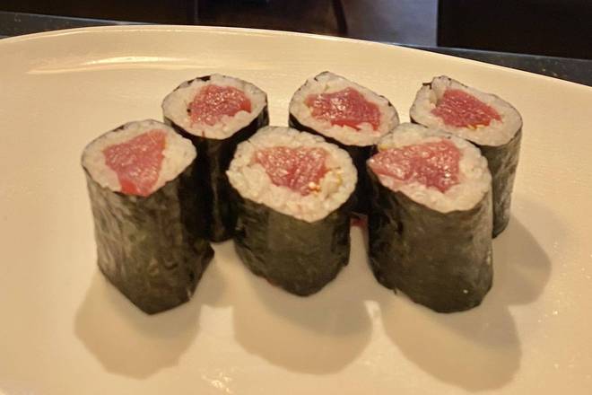 Order Tuna Roll food online from East Gate Asian Bistro store, Charity on bringmethat.com