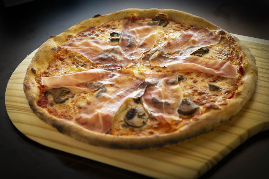 Order Tirolese Pizza food online from Pizzeria Bruno store, Sutton on bringmethat.com