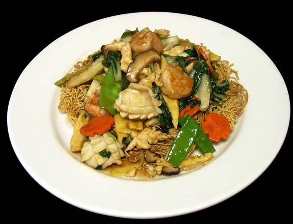 Order Hong Kong Pan Fried Noodle food online from Ginger Cafe store, Sunnyvale on bringmethat.com