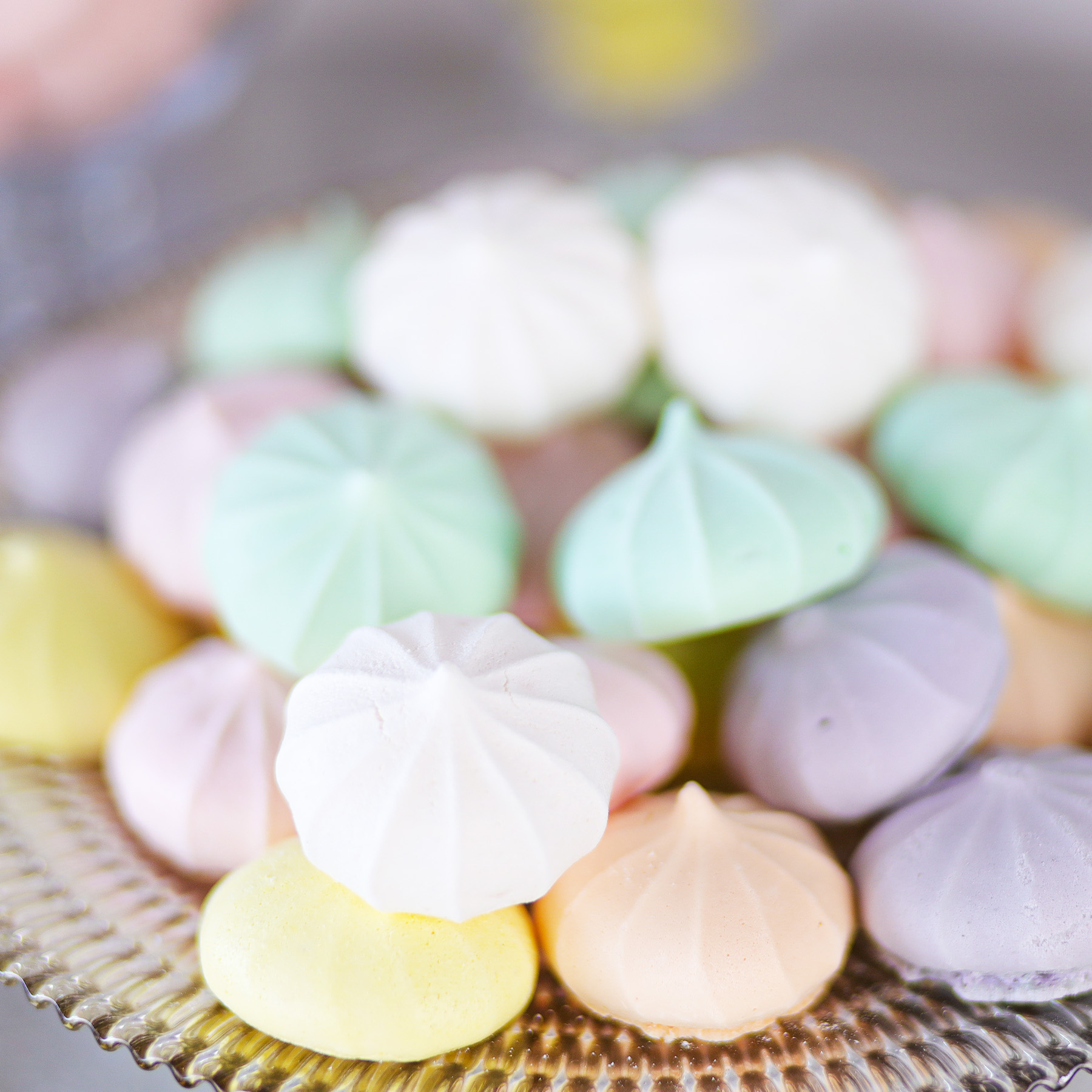 Order Bag of 8 Meringues food online from Le Macaron French Pastries store, Liberty Township on bringmethat.com