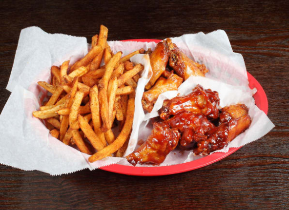 Order 10 Piece Buffalo Wings Combo food online from America Best Wings store, Bowie on bringmethat.com