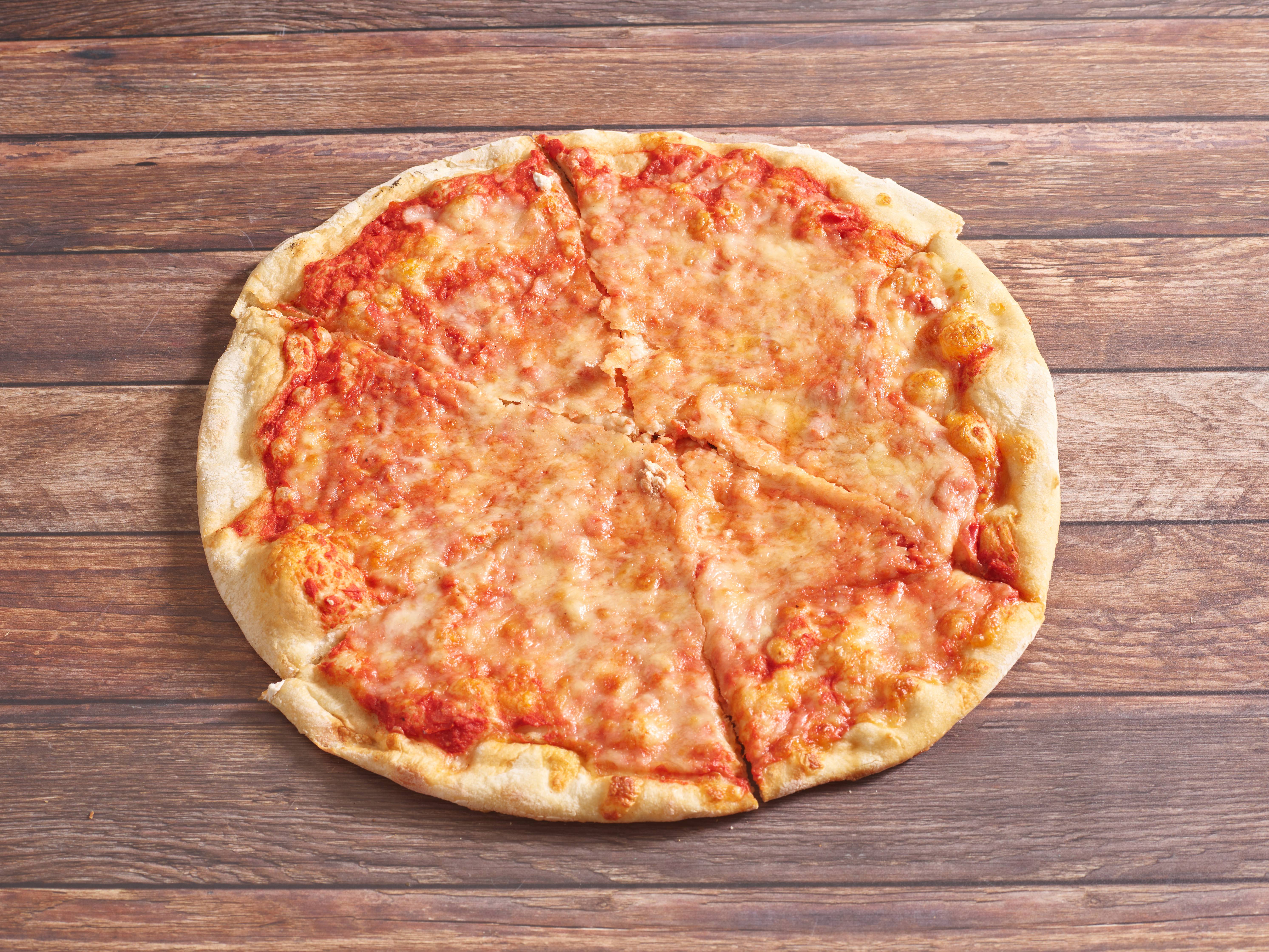 Order 14'' Medium Cheese Pizza food online from 11b Express store, New York on bringmethat.com