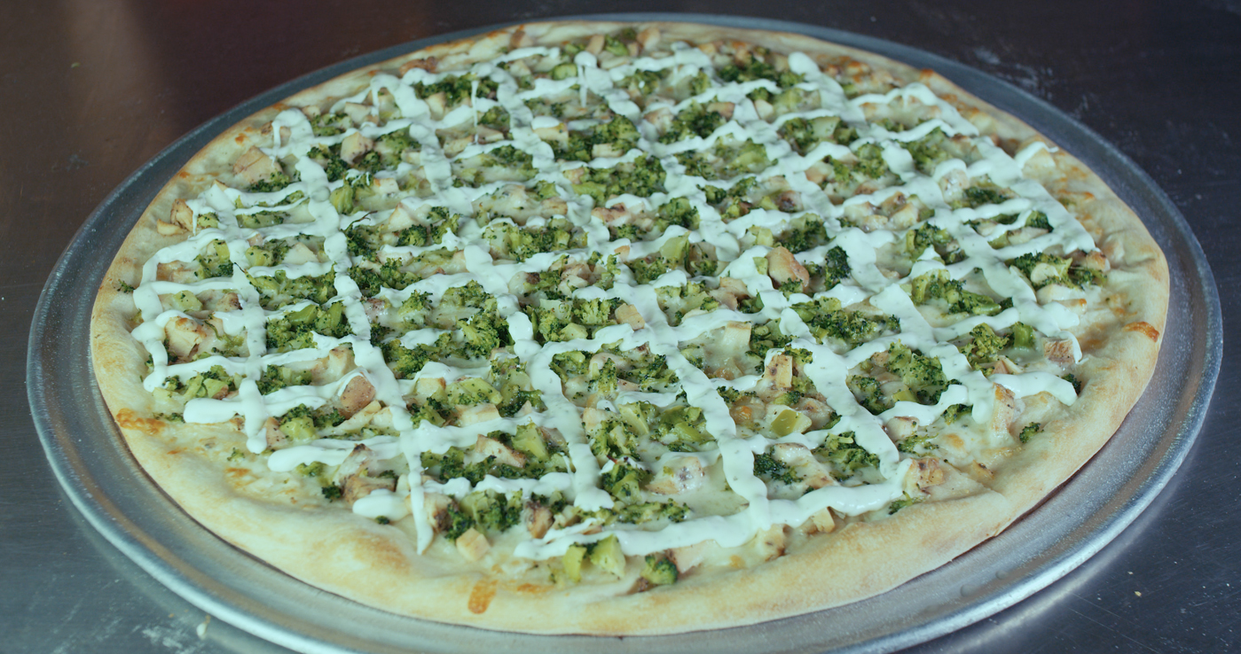 Order Broccoli Chicken Ranch Pizza food online from Madison's Pizza store, Albany on bringmethat.com
