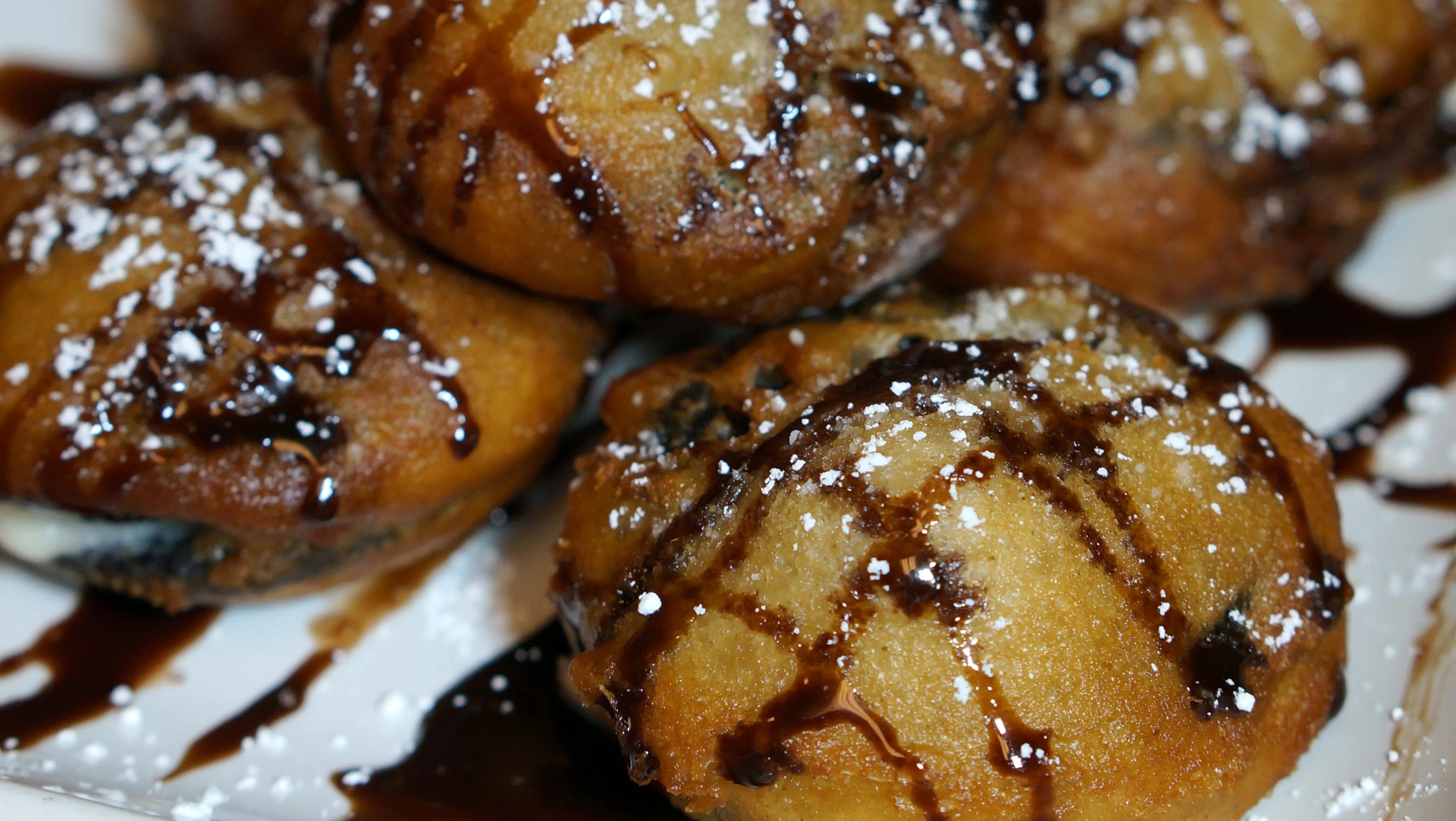 Order Fried Oreos food online from Rocco's New York Pizza store, North Las Vegas on bringmethat.com