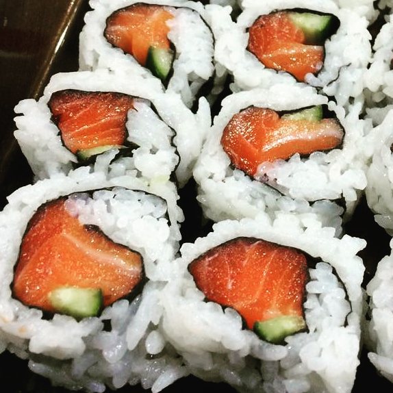 Order Salmon Roll food online from Sushi Dragon store, Sun Valley on bringmethat.com