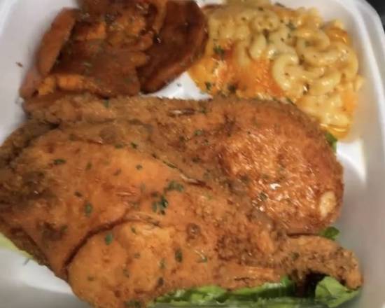 Order Turkey Chop Dinner food online from THE HORSE store, Detroit on bringmethat.com