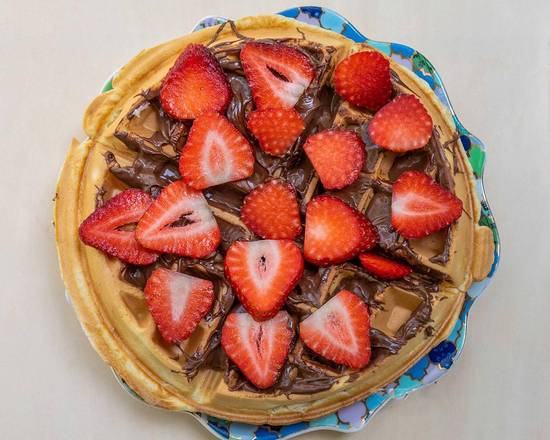Order Strawberry Nutella Waffle food online from Mumu's Pastry store, Troy on bringmethat.com