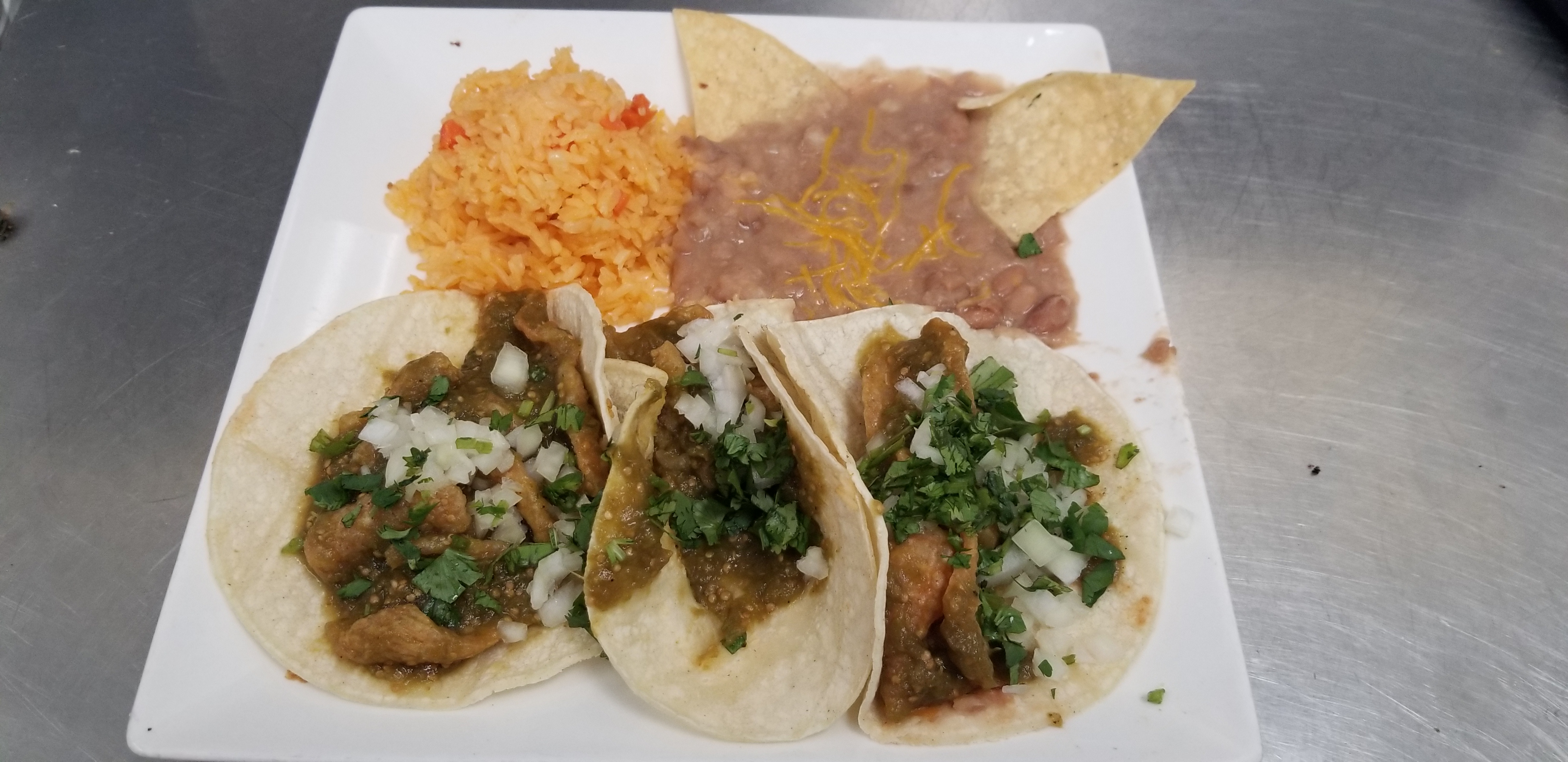 Order Tacos de Salsa de chicharron verde food online from El Taco Chico store, Oak Park on bringmethat.com