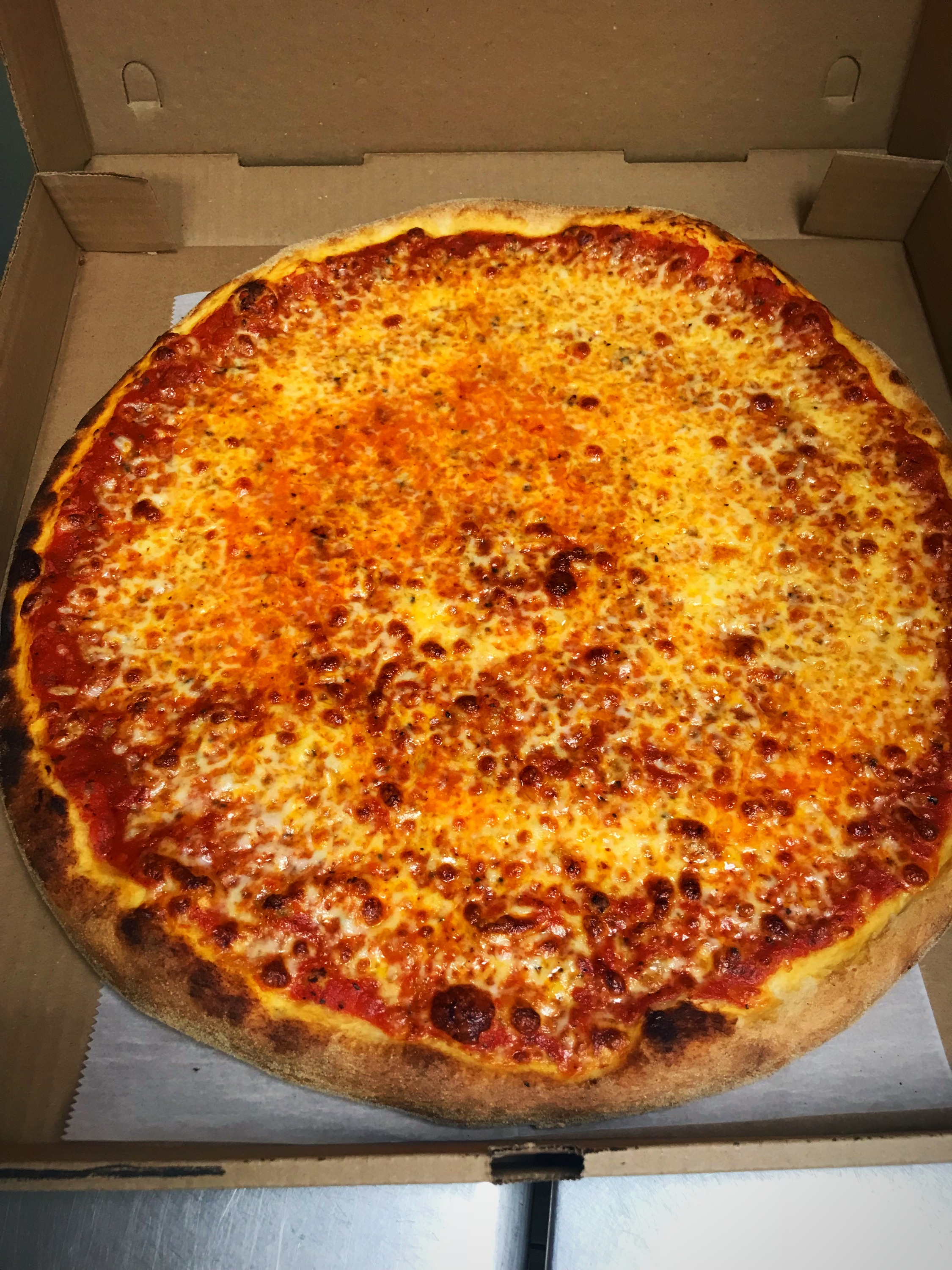 Order Traditional Pizza food online from Wellesley North End Pizza store, Wellesley Hills on bringmethat.com