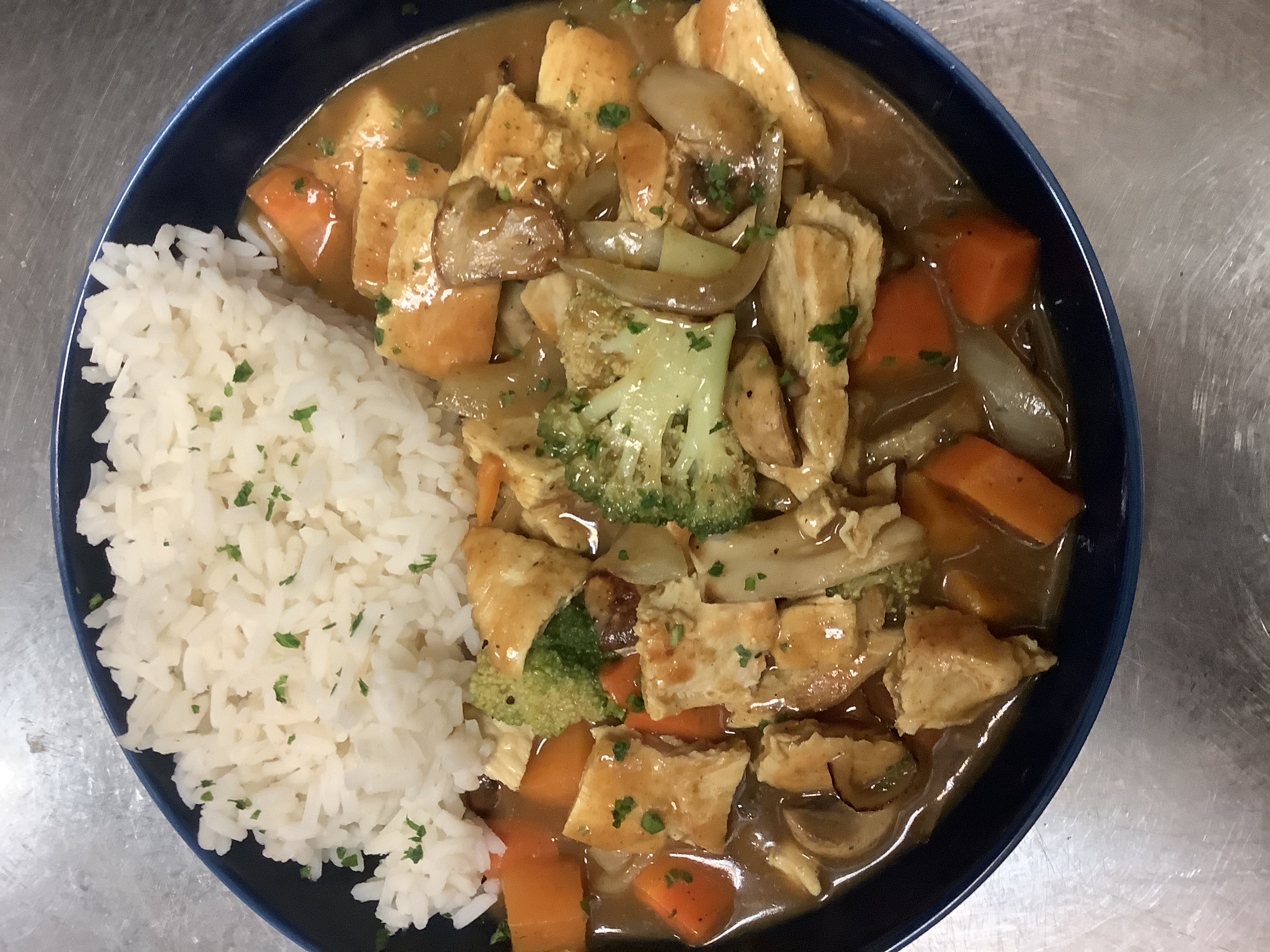 Order Chicken Curry Special food online from Irish Coffee Shop store, Yonkers on bringmethat.com