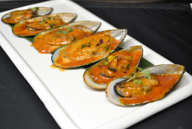 Order Samba Mussels 6pc food online from Nagoya sushi store, Brooklyn on bringmethat.com