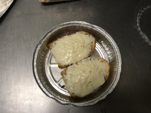 Order 2 Pieces Garlic Cheese Bread food online from Papas Pizza store, San Diego on bringmethat.com
