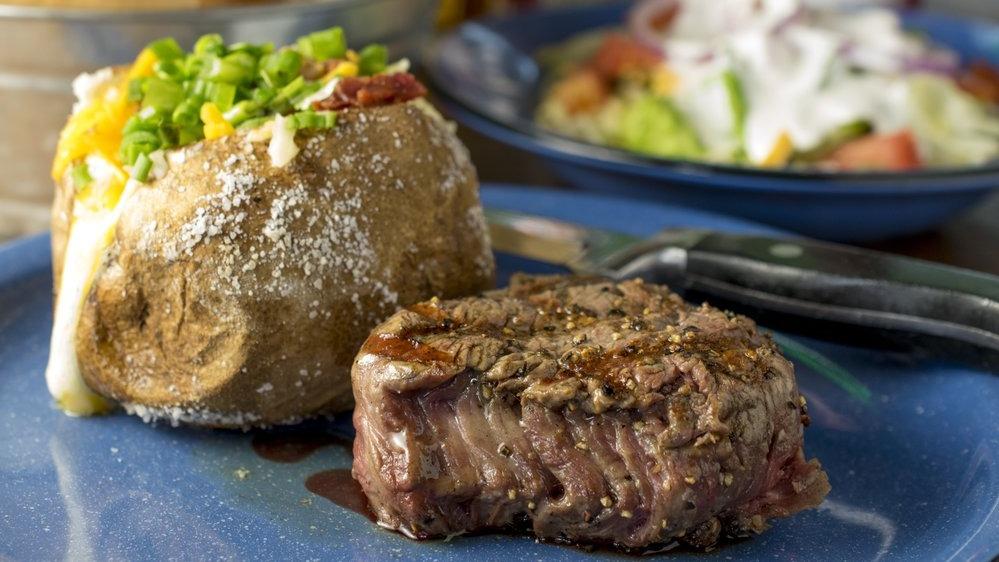 Order 6 oz. HB Center - Cut Filet  food online from Hoffbrau Steak & Grill House store, Amarillo on bringmethat.com