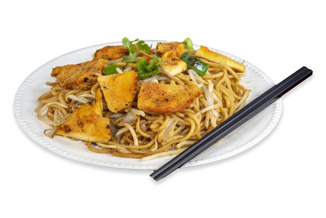 Order 38. Lo Mein Chicken food online from Pho Tung & Cafe store, Lake Forest on bringmethat.com