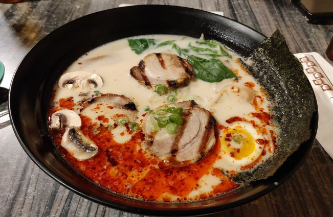 Order R3. Chashu Ramen food online from Kui Shin Bo store, San Francisco on bringmethat.com