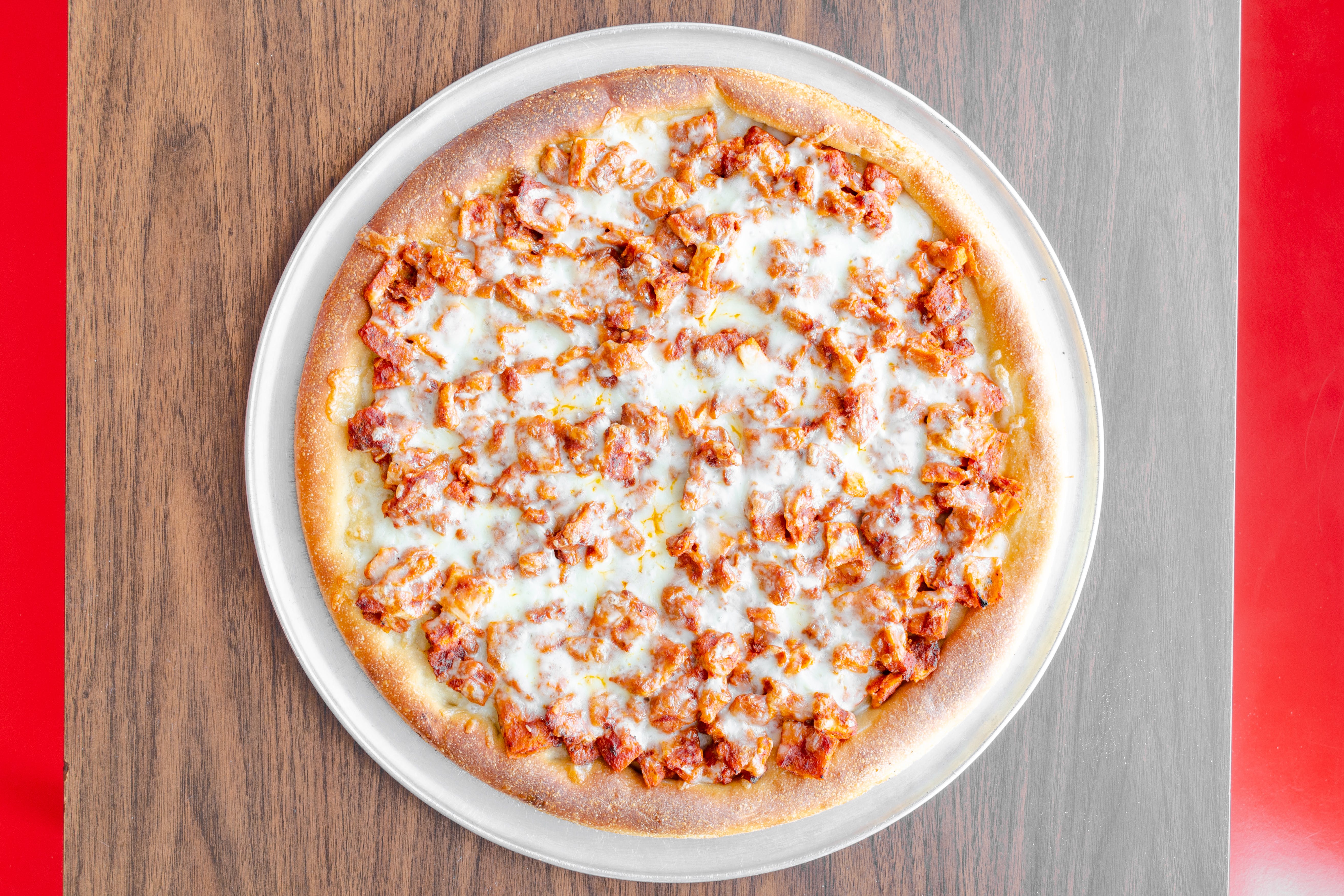 Order Chicken Parmigiana Pizza - Large 16'' food online from Fratelli Pizza Cafe store, Edison on bringmethat.com