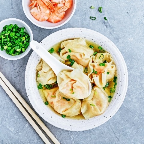 Order Wor Wonton Soup food online from Qwik Chinese store, Scottsdale on bringmethat.com