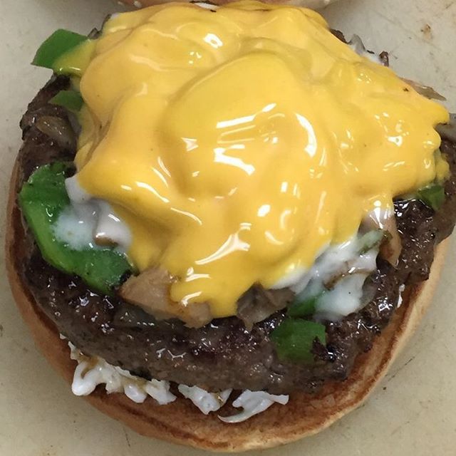 Order Albasha Burger food online from Albasha Subs store, Detroit on bringmethat.com