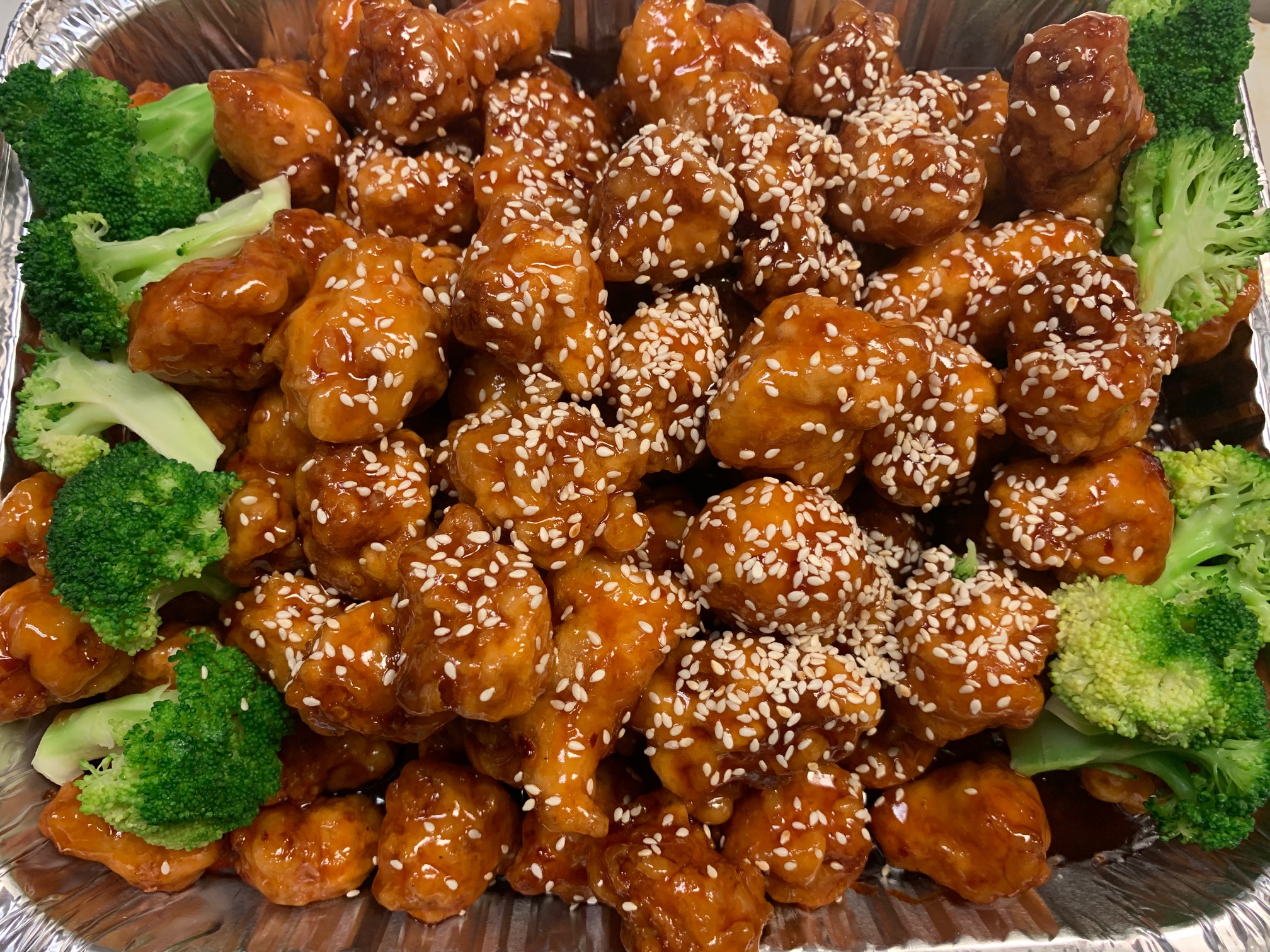 Order S8.芝麻鸡 /  Sesame Chicken food online from China King store, Lansdale on bringmethat.com
