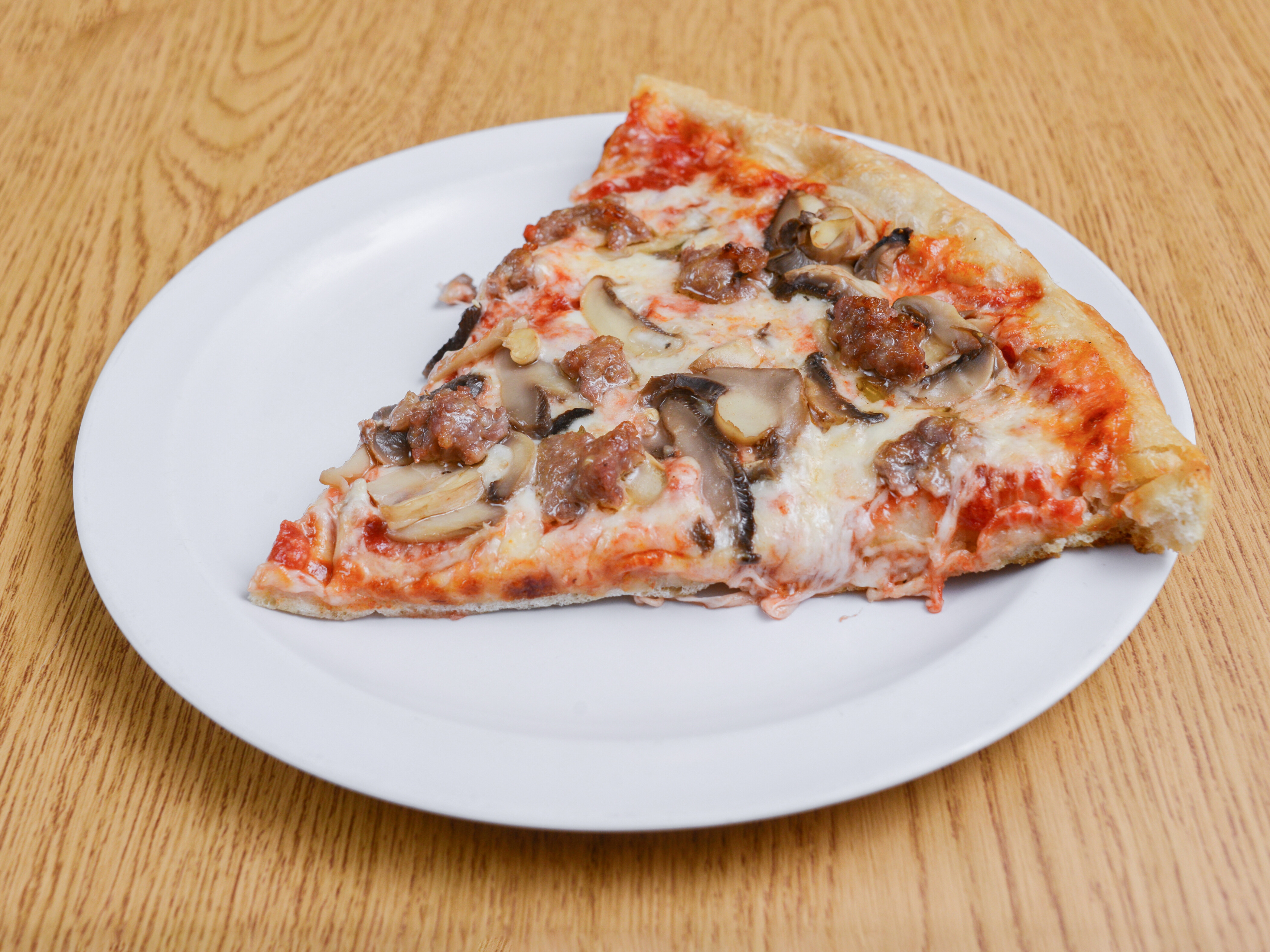 Order Round Mushroom Pizza food online from Peppi Pizza & Pasta store, Langhorne on bringmethat.com