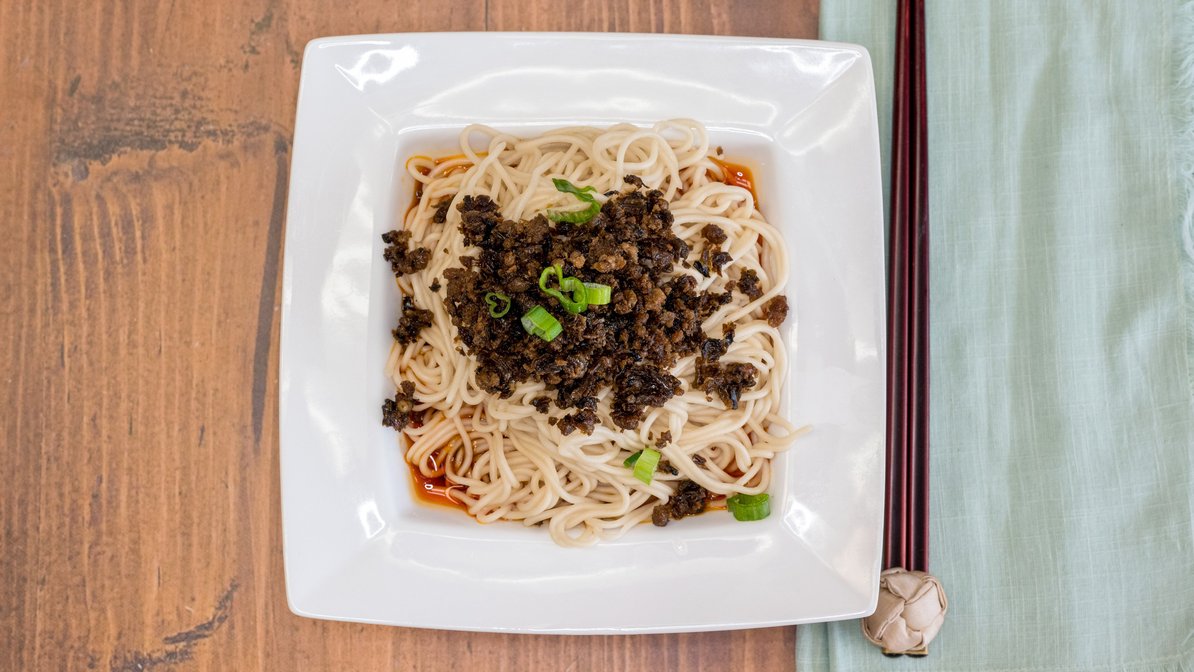 Order 担担面   Szechuan Dan-Dan Noodle food online from Hua Yang store, Minneapolis on bringmethat.com