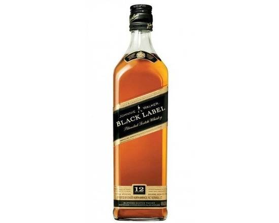 Order Johnnie Walker Black Label, 750mL whiskey (40.0% ABV) food online from NEWBRIDGE WINES & SPIRITS CORP store, Levittown on bringmethat.com