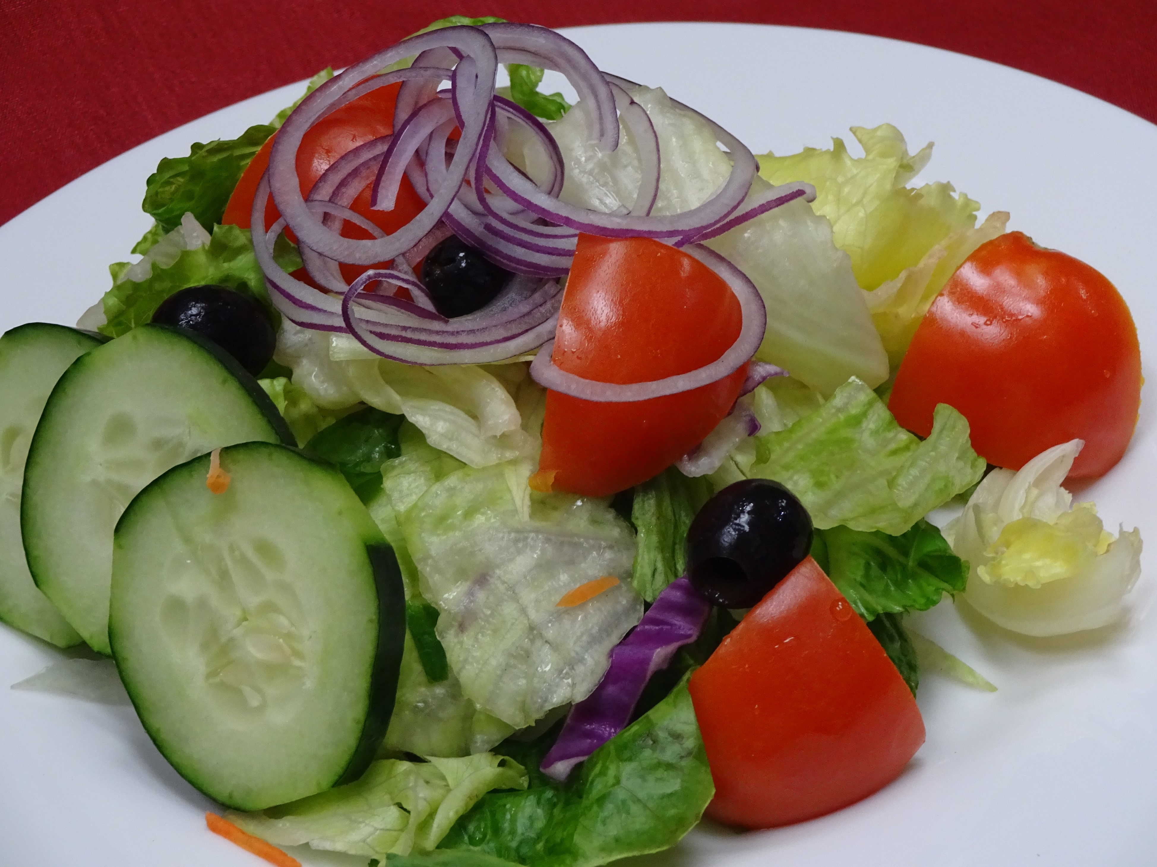 Order Tossed Salad Lunch food online from Leone Trattoria store, North Brunswick on bringmethat.com