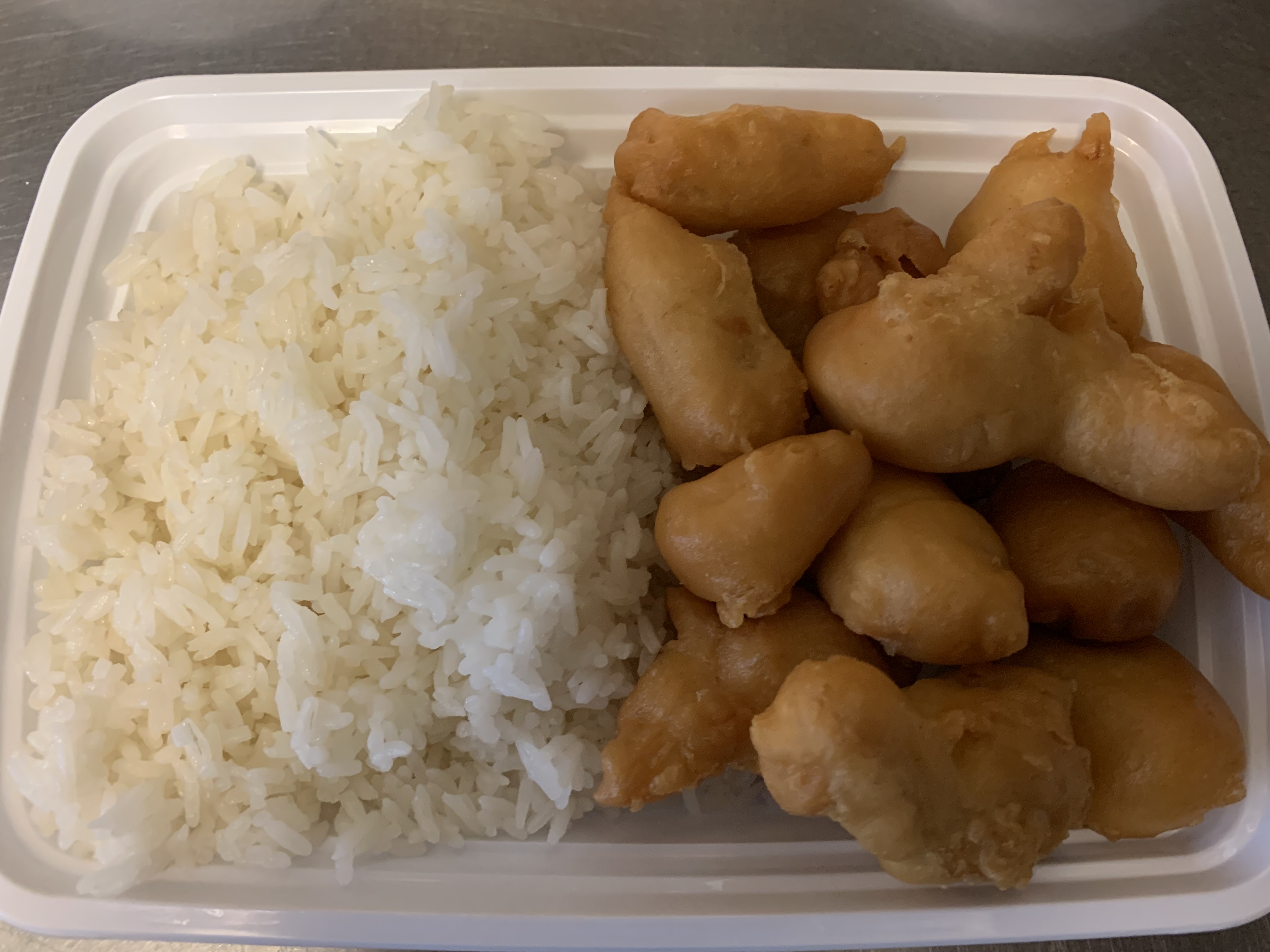 Order C9-甜酸鸡康宝 / Sweet and Sour Chicken Combo Platter food online from China King store, Lansdale on bringmethat.com