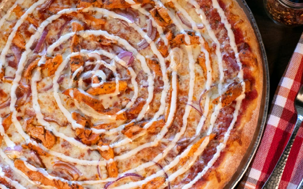 Order Buffalo Chicken Pizza - Medium 12" food online from Russo New York Pizzeria store, Houston on bringmethat.com