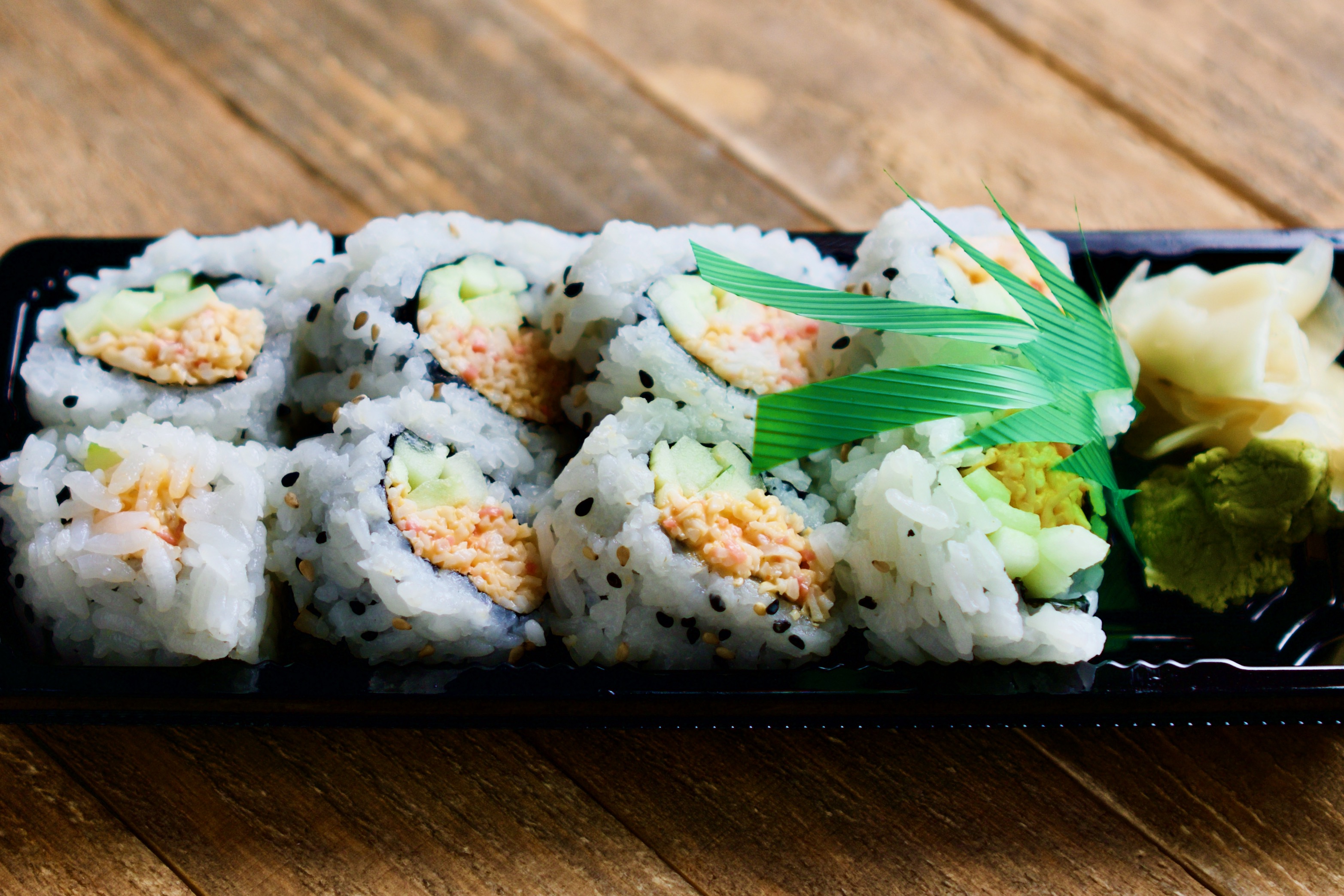 Order Spicy Crab Roll food online from Khao Thai & Sushi store, Scottsdale on bringmethat.com