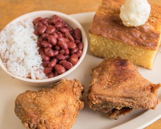Order 21. Red Beans & Rice & Corn Bread food online from Roscoe's House of Chicken & Waffles- store, Inglewood on bringmethat.com