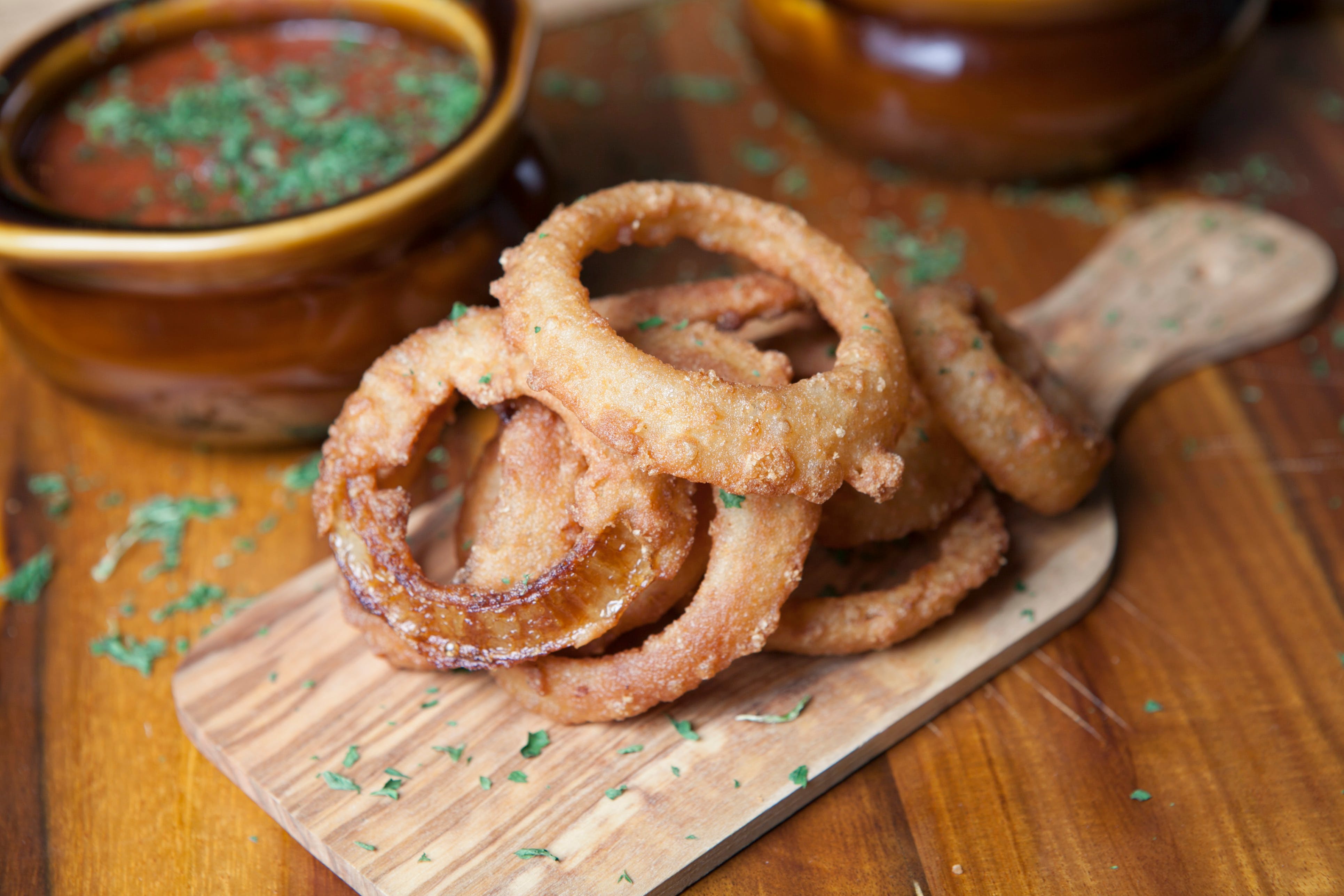 Order Onion Rings - Appetizer food online from Lino's Pizzeria and Italian store, North Las Vegas on bringmethat.com