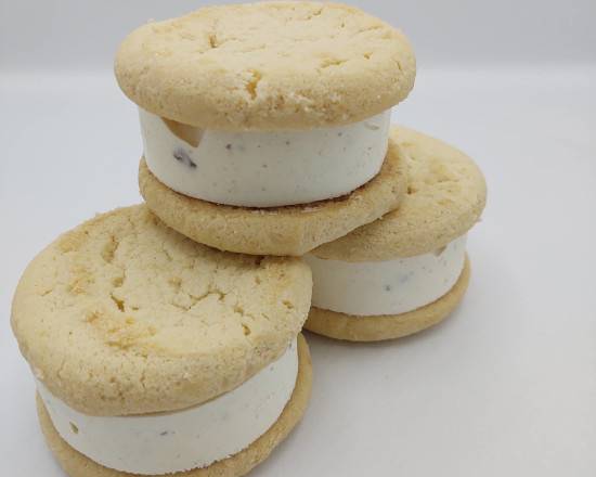 Order Lemon Cheesecake Crumble Ice Cream Cookie Sandwich food online from Over The Top store, Polk County on bringmethat.com