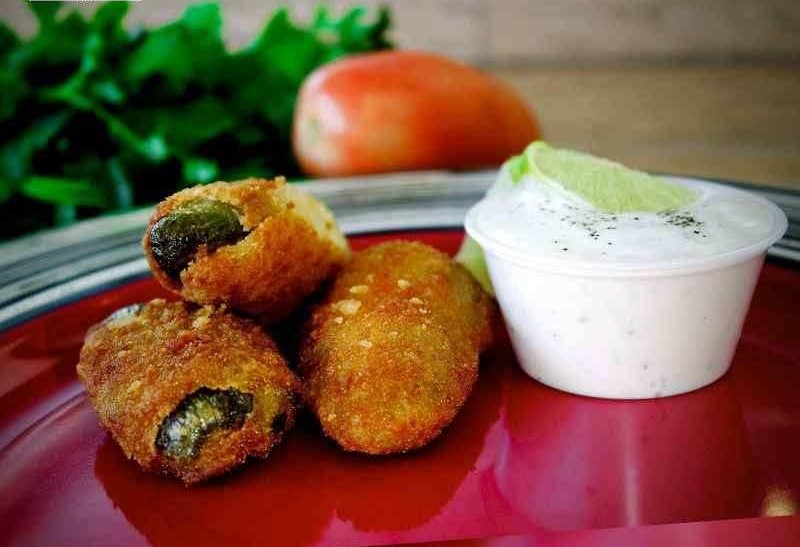 Order 3 Jalapeno Poppers with Sauce food online from Burrito Factory store, Granada Hills on bringmethat.com