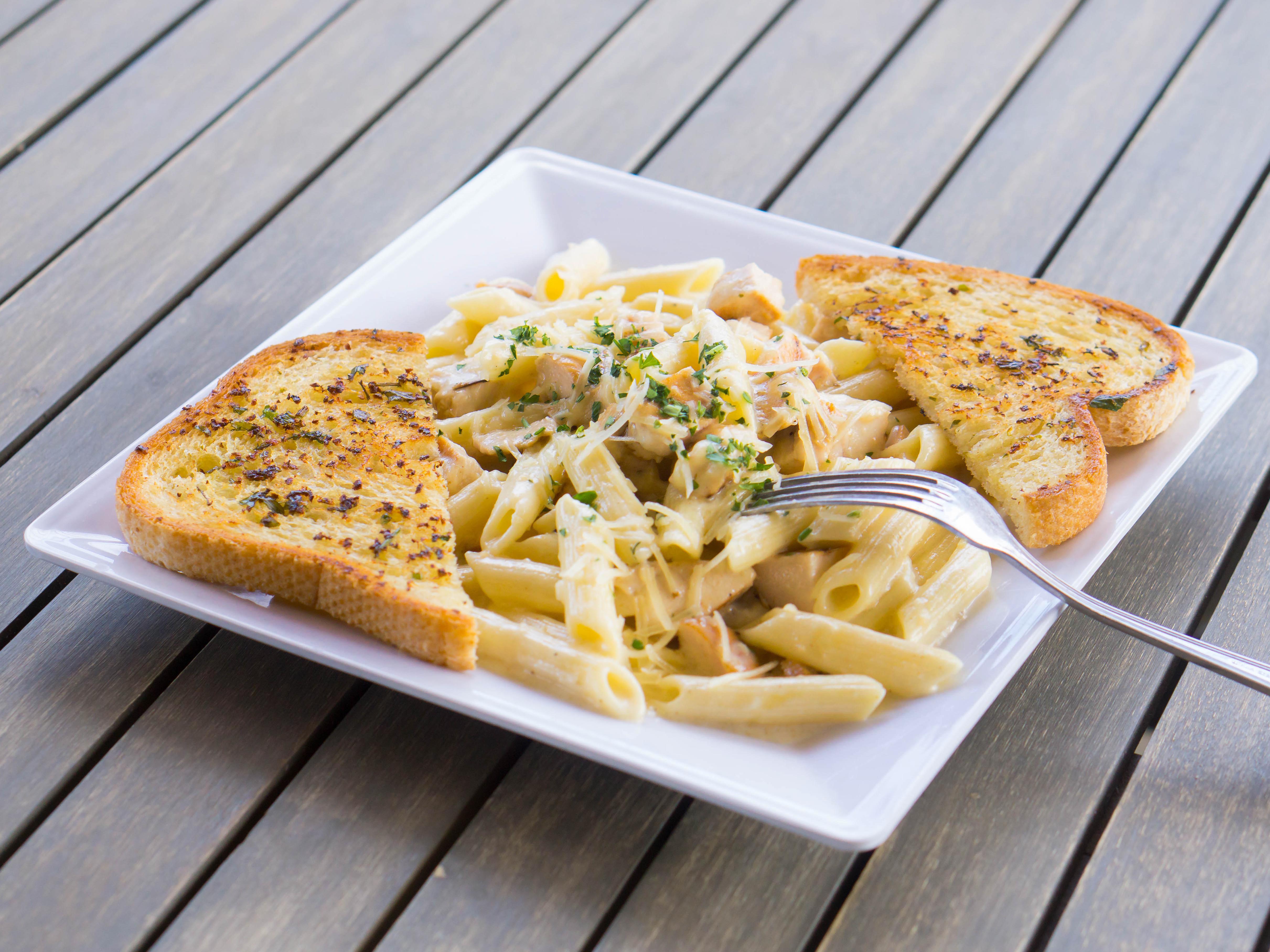 Order Penne Chicken Alfredo Pasta food online from Sugar Pine Smokehouse store, Madera on bringmethat.com