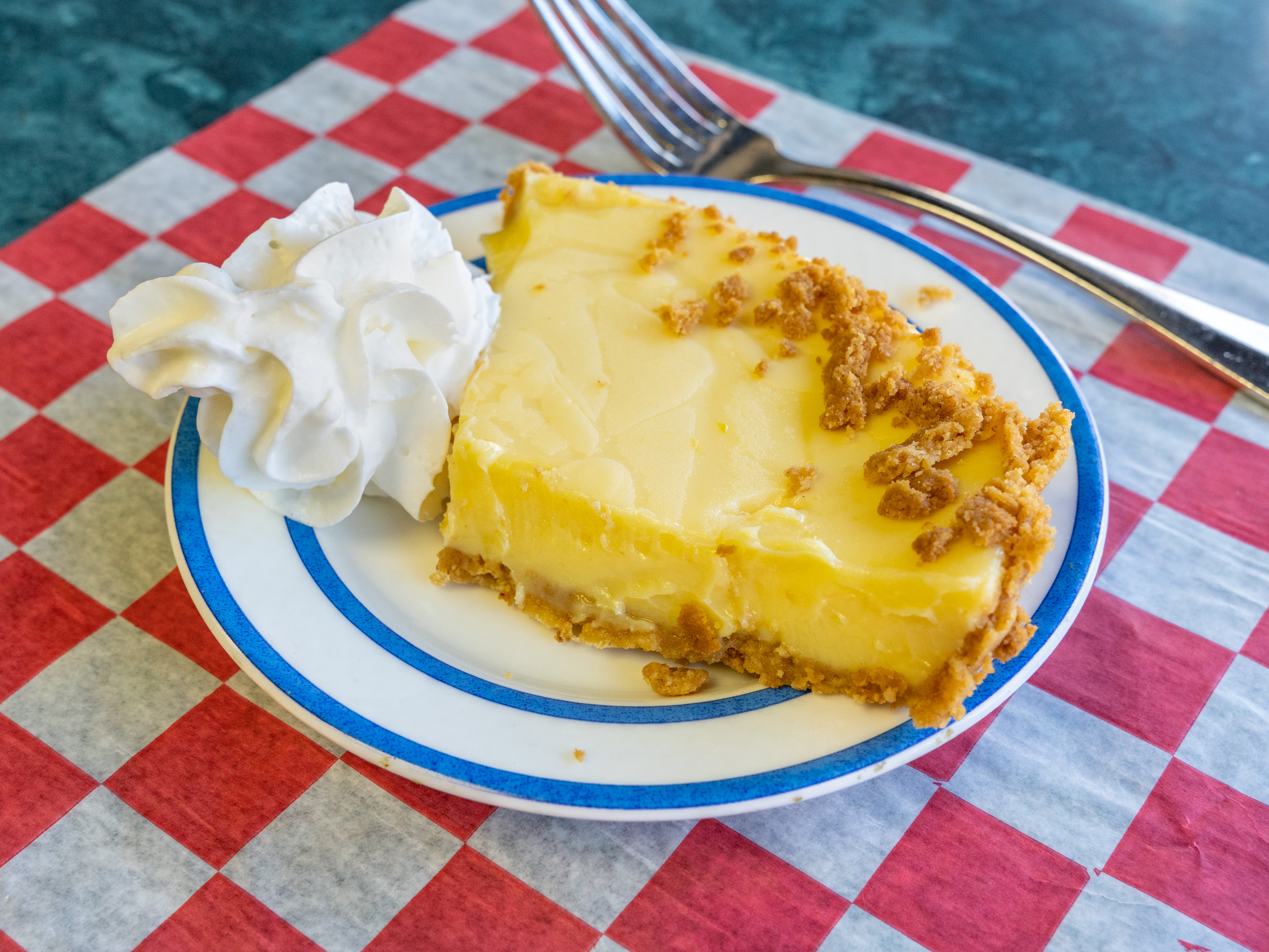 Order Key Lime Pie food online from Conte Restaurant store, Mount Kisco on bringmethat.com