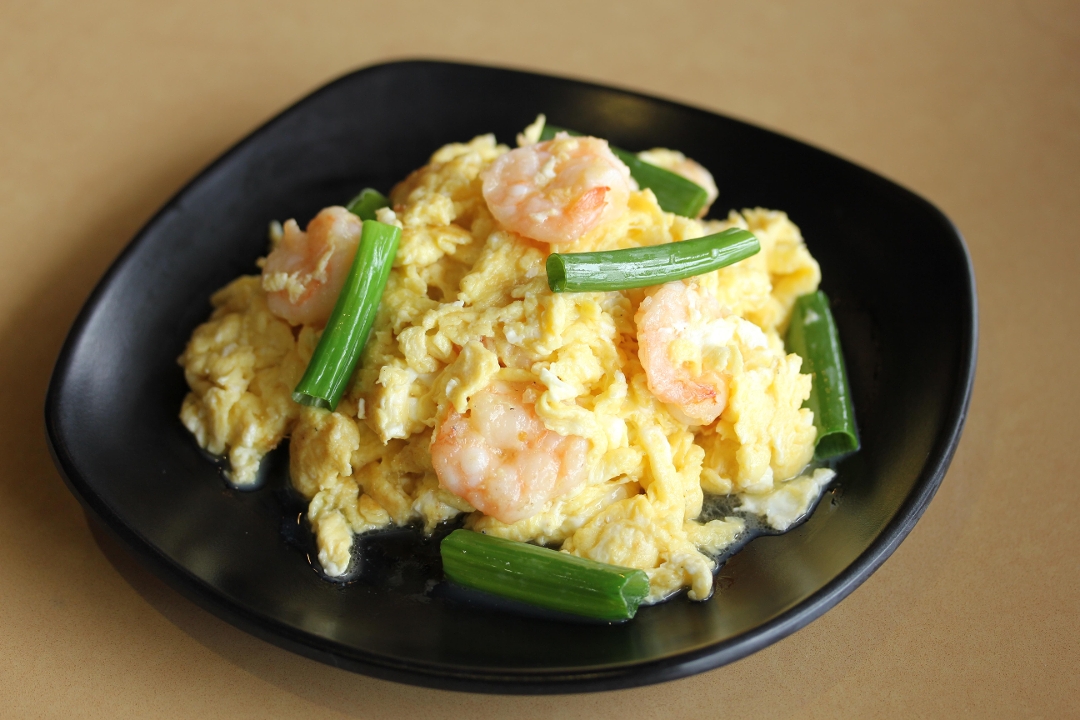 Order Shrimp Scrambled Egg Rice 蛋炒蝦仁飯 food online from Ten Ren Tea Time store, Walnut on bringmethat.com