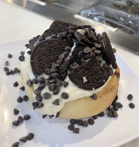Order Cookies 'N Cream Roll* food online from Cinnaholic store, Pearland on bringmethat.com