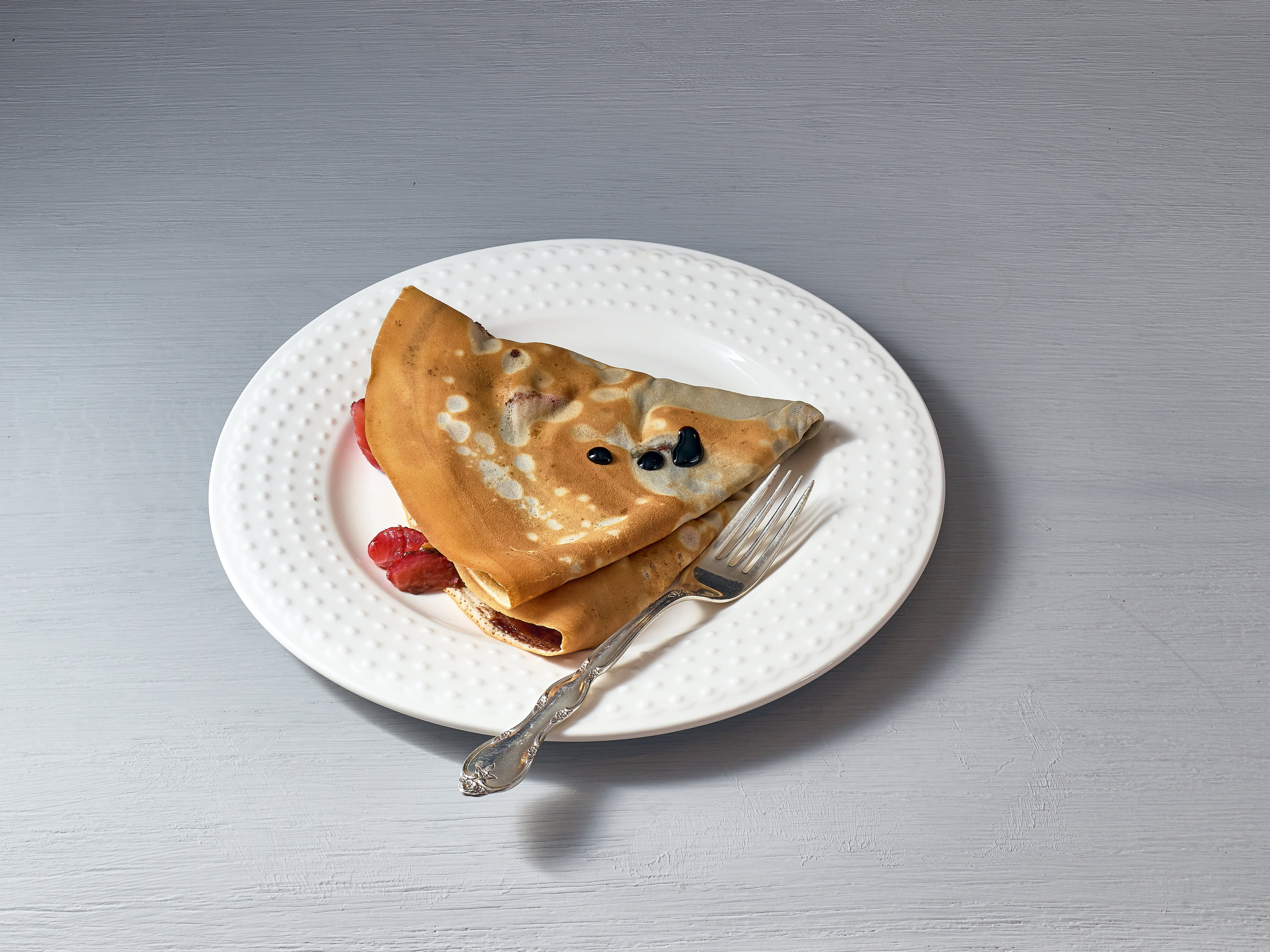 Order Nutella and Fruit Crepe food online from Boba & Crepes store, Denver on bringmethat.com