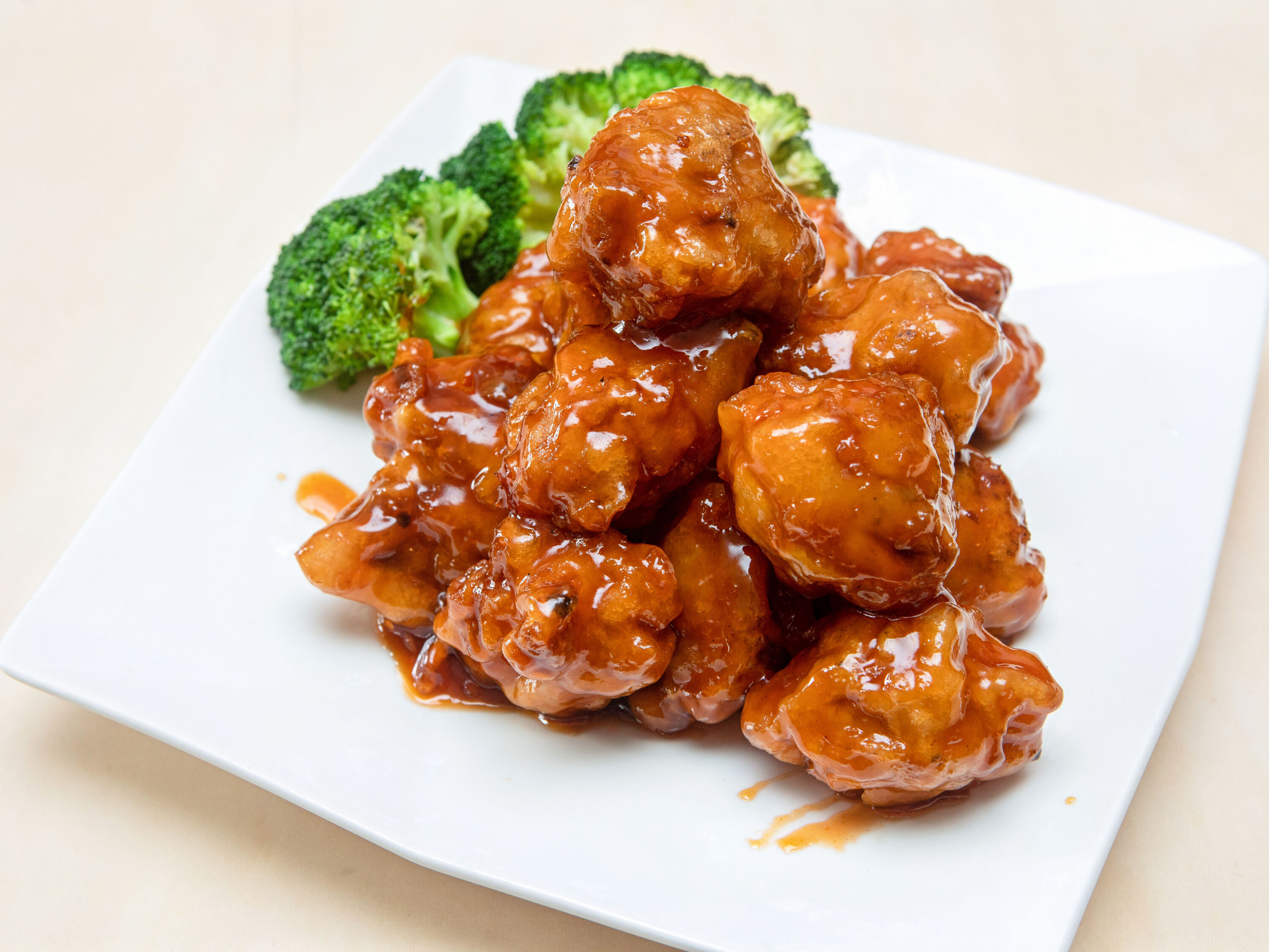 Order General Tso's Chicken food online from Eddy's Traditional Chinese Cooking store, Clifton Park on bringmethat.com