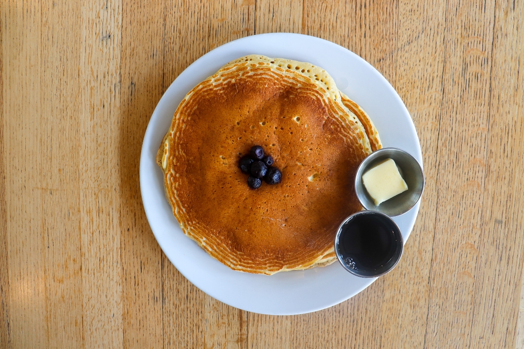 Order Dad's Pancakes food online from Huckleberry Caf紬ホゥ & Bakery store, Santa Monica on bringmethat.com