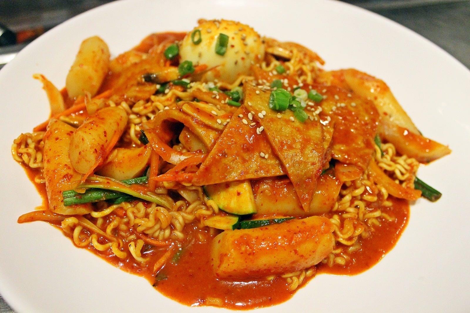 Order Dduk Bok Ki food online from Korean Kitchen store, Chula Vista on bringmethat.com