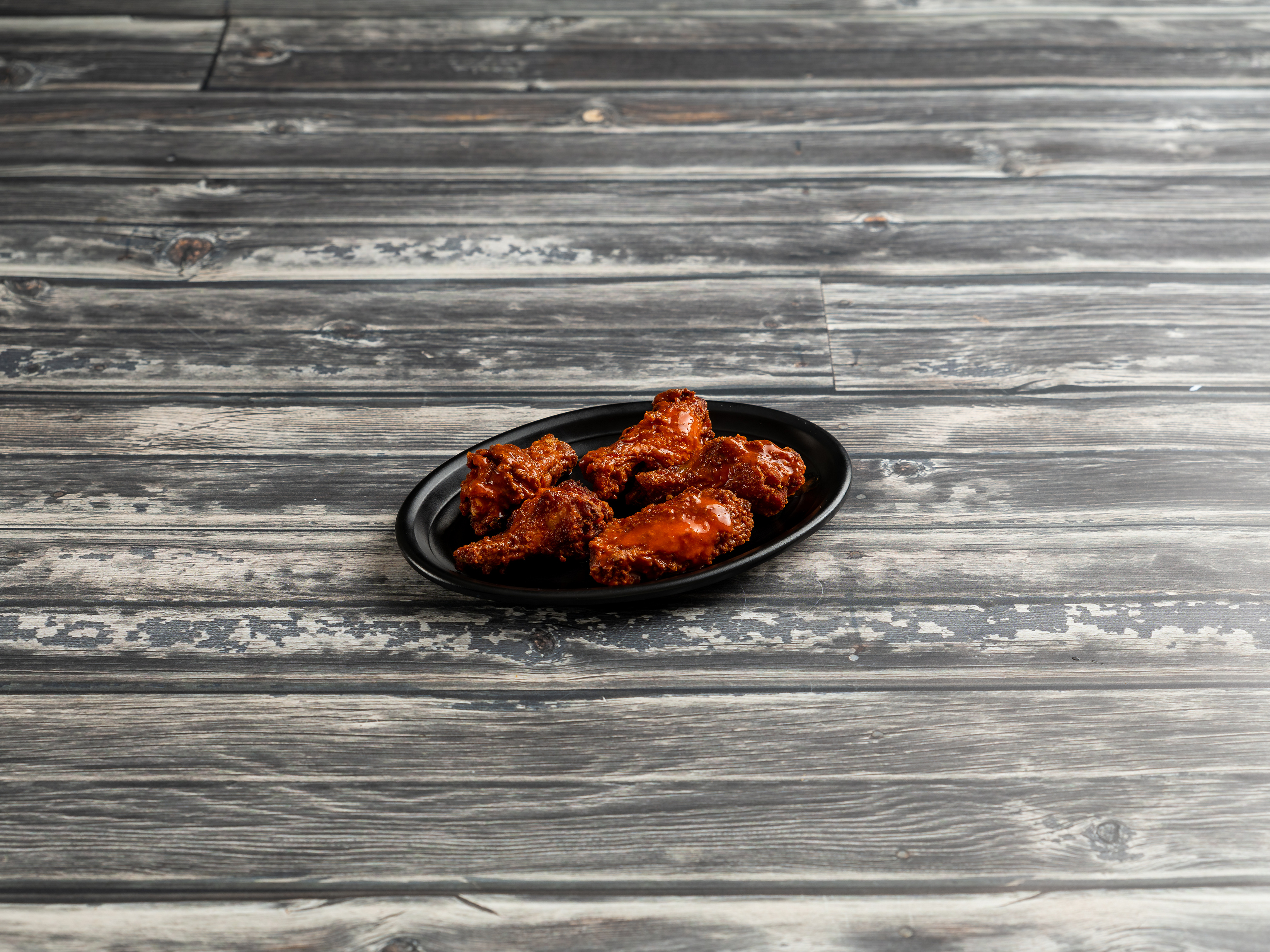 Order Hot Wings food online from Quik-E Foods On 4664 Amherst Hwy store, Madison Heights on bringmethat.com